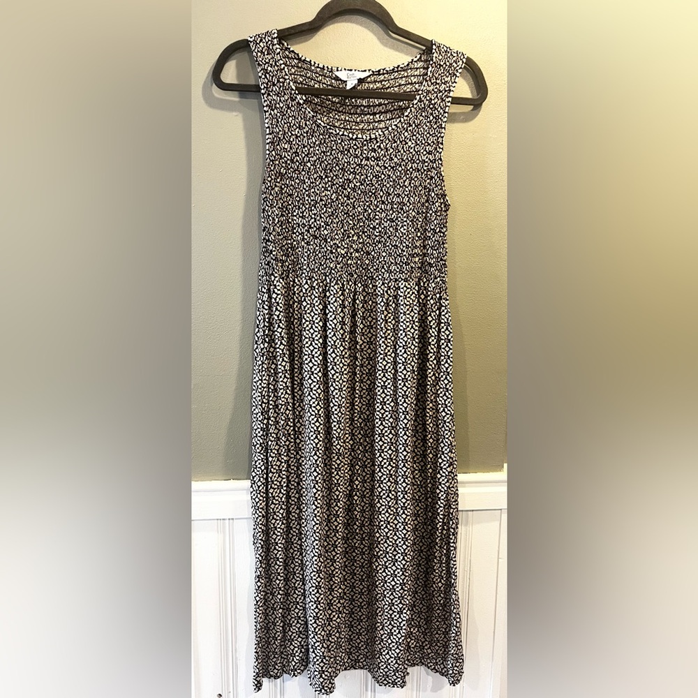 Croft & Barrow Sleeveless Smocked Midi Dress Geometric Print Black Tan Size M